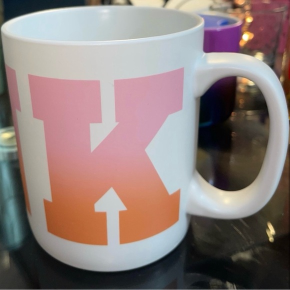 A Bundle of Three PINK mug cups - Picture 10 of 11